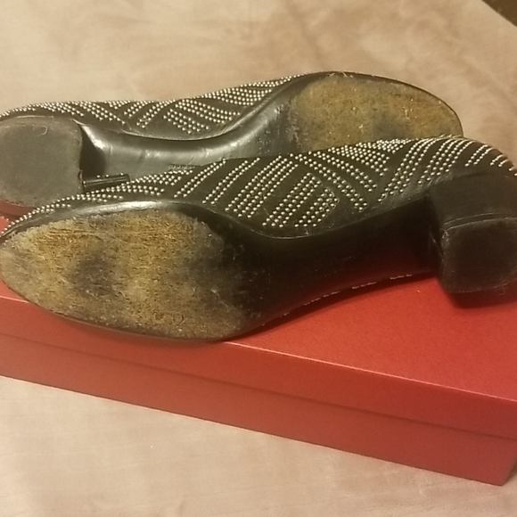 Vara Studs Ferragamo low heels - Picture 5 of 5